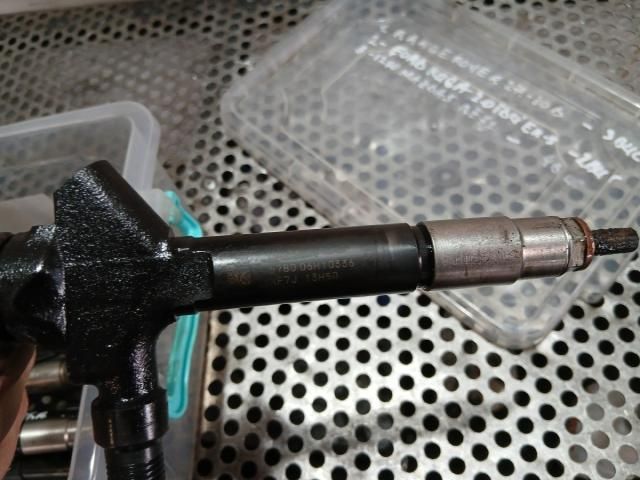 bontott MAZDA 5 Porlasztó (1 db)