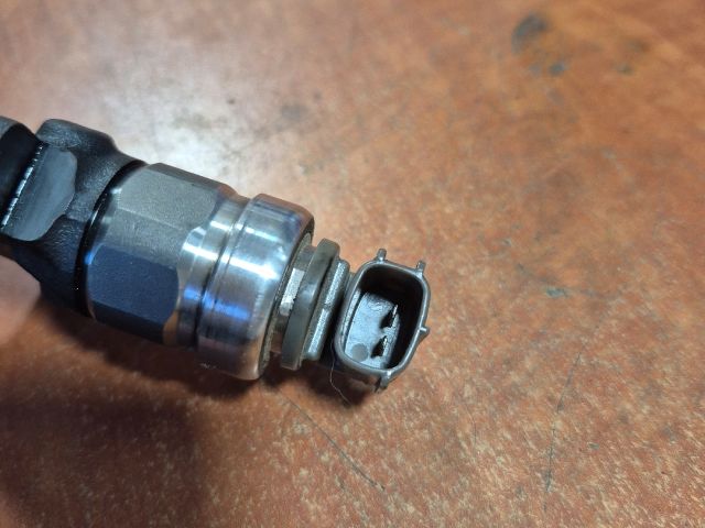 bontott MAZDA 5 Porlasztó (1 db)