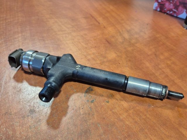 bontott MAZDA 5 Porlasztó (1 db)