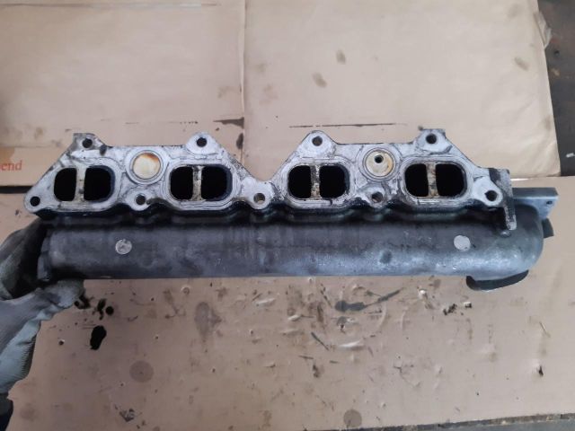 bontott MAZDA 5 Szívósor