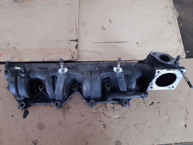 bontott MAZDA 5 Szívósor