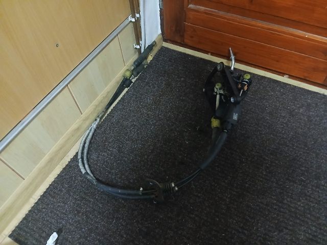 bontott MAZDA 5 Váltó Kulissza