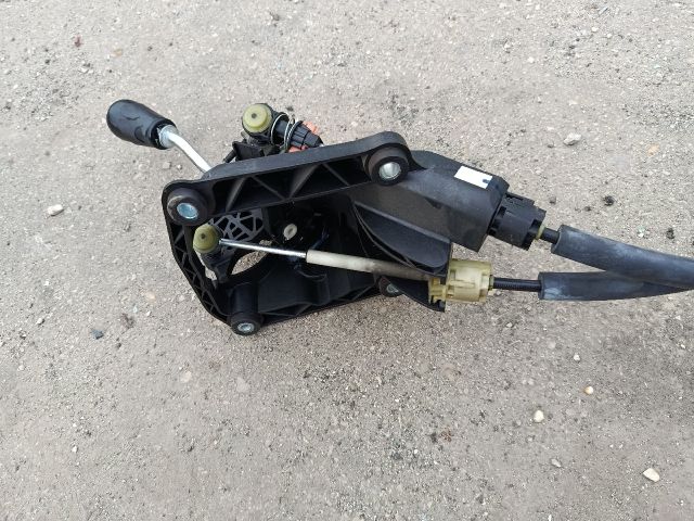 bontott MAZDA 5 Váltó Kulissza