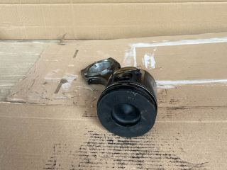 bontott MAZDA 5 Dugattyú és Hajtókar