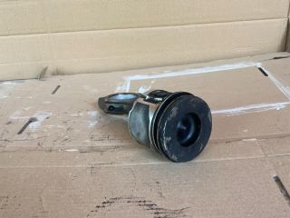 bontott MAZDA 5 Dugattyú és Hajtókar