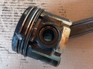 bontott MAZDA 5 Dugattyú és Hajtókar