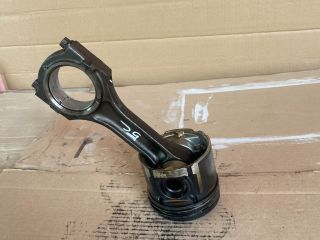 bontott MAZDA 5 Dugattyú és Hajtókar