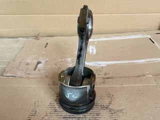 bontott MAZDA 5 Dugattyú és Hajtókar