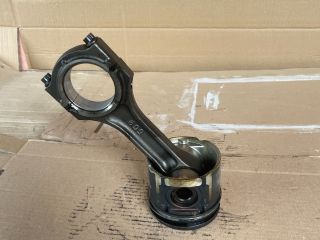 bontott MAZDA 5 Dugattyú és Hajtókar