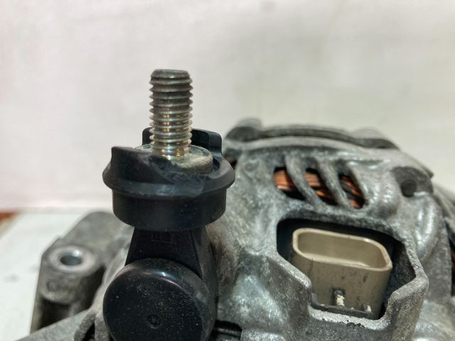 bontott MAZDA 5 Generátor