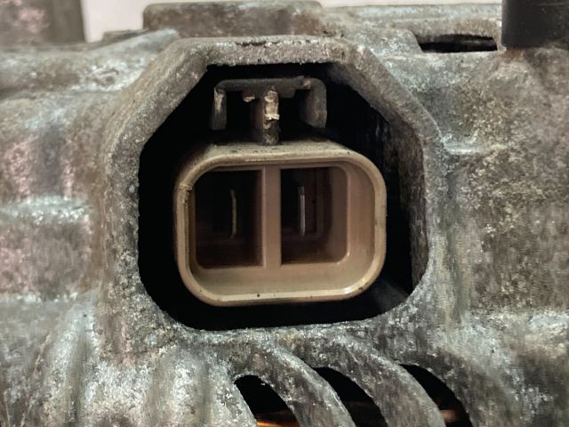 bontott MAZDA 5 Generátor