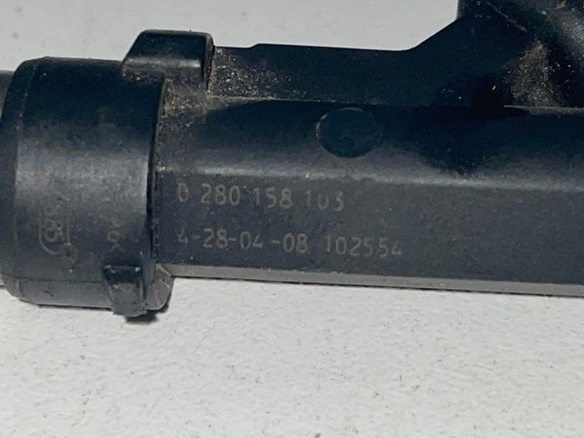 bontott MAZDA 5 Porlasztó (1 db)