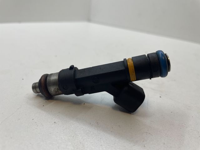 bontott MAZDA 5 Porlasztó (1 db)