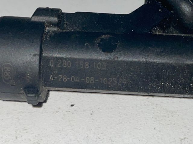 bontott MAZDA 5 Porlasztó (1 db)