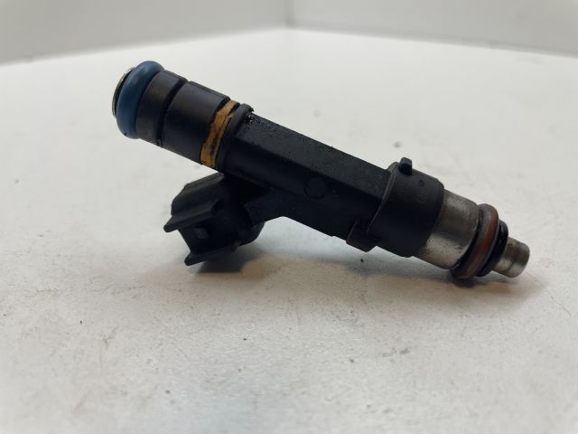 bontott MAZDA 5 Porlasztó (1 db)