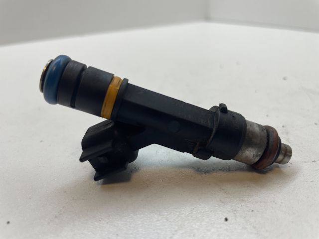 bontott MAZDA 5 Porlasztó (1 db)