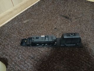 bontott MAZDA 5 Ablakemelő Kapcsoló Négyes / Kettes