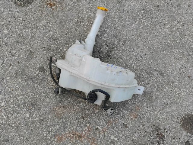 bontott MAZDA 5 Ablakmosó Tartály