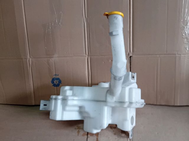 bontott MAZDA 5 Ablakmosó Tartály