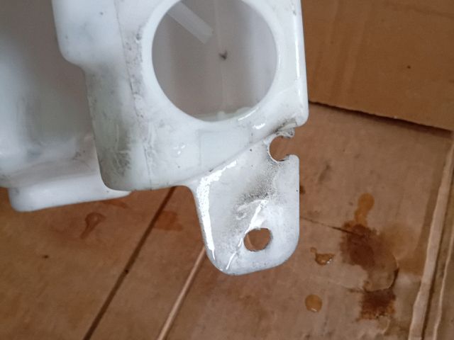 bontott MAZDA 5 Ablakmosó Tartály