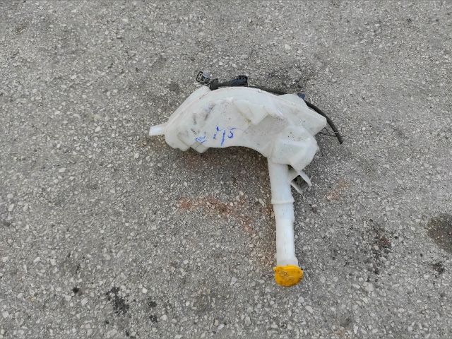 bontott MAZDA 5 Ablakmosó Tartály