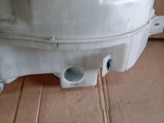 bontott MAZDA 5 Ablakmosó Tartály