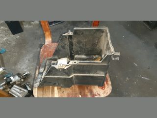 bontott MAZDA 5 Akkumulátor Tartó