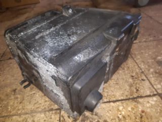 bontott MAZDA 5 Akkumulátor Tartó