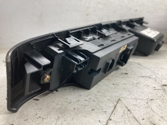 bontott MAZDA 5 Bal első Ablakemelő Kapcsoló