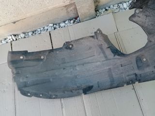 bontott MAZDA 5 Bal első Első Dobbetét (Kerékjárati, Műanyag)