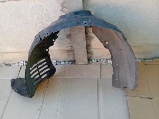 bontott MAZDA 5 Bal első Első Dobbetét (Kerékjárati, Műanyag)