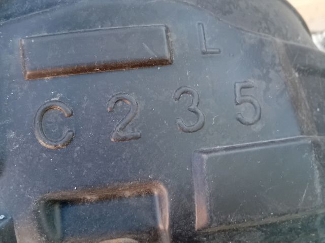 bontott MAZDA 5 Bal első Első Dobbetét (Kerékjárati, Műanyag)