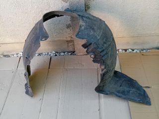 bontott MAZDA 5 Bal első Első Dobbetét (Kerékjárati, Műanyag)