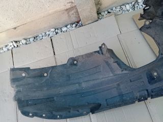 bontott MAZDA 5 Bal első Első Dobbetét (Kerékjárati, Műanyag)