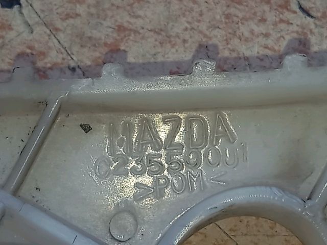 bontott MAZDA 5 Bal első Lökhárító Tartó (Műanyag)