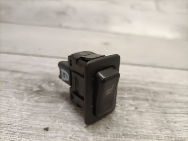 bontott MAZDA 5 Bal első Ülésfűtés Kapcsoló