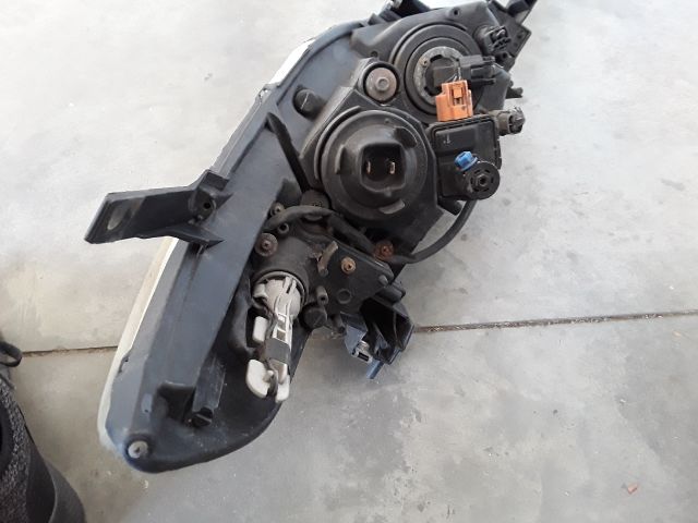 bontott MAZDA 5 Bal Fényszóró