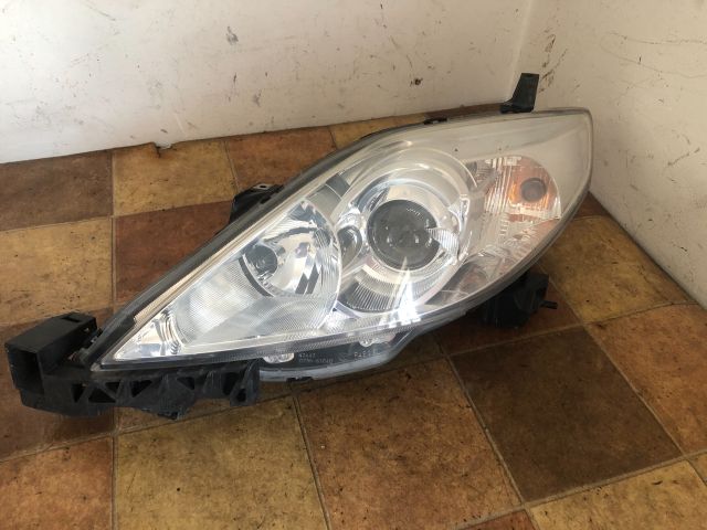 bontott MAZDA 5 Bal Fényszóró