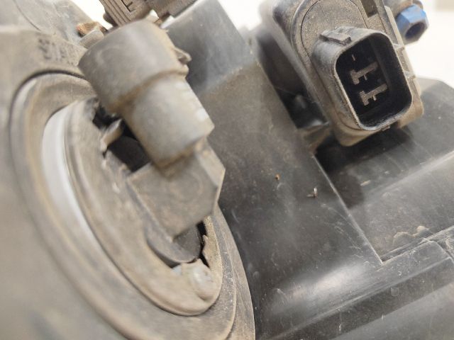 bontott MAZDA 5 Bal Fényszóró