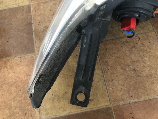 bontott MAZDA 5 Bal Fényszóró