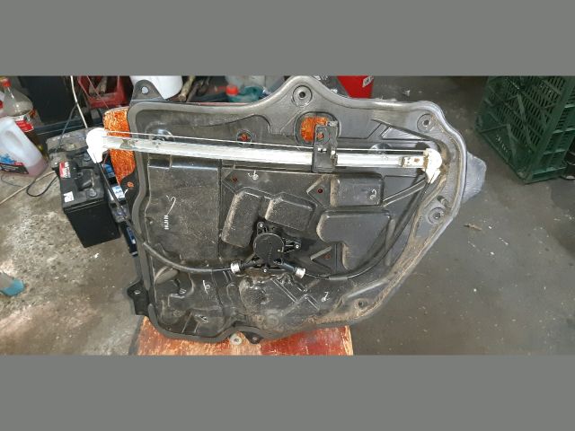 bontott MAZDA 5 Bal hátsó Ablakemelő Szerkezet (Elektromos)