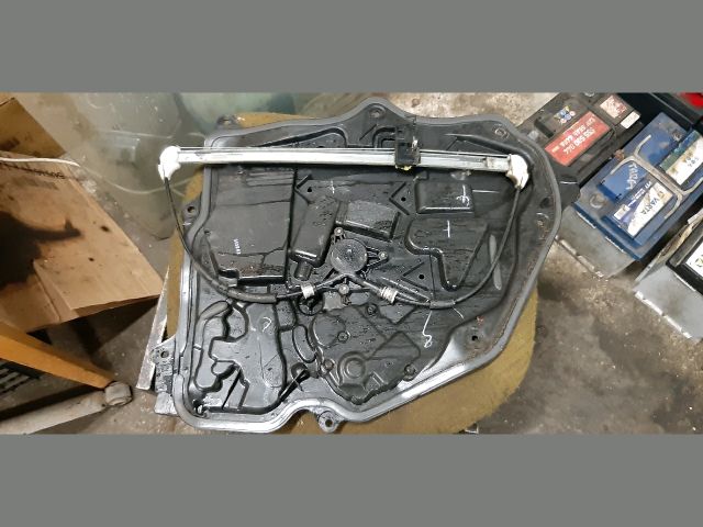 bontott MAZDA 5 Bal hátsó Ablakemelő Szerkezet (Elektromos)