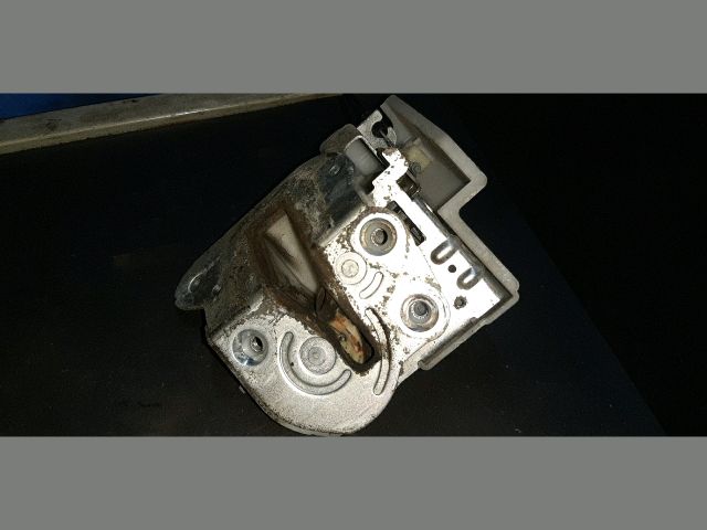 bontott MAZDA 5 Bal hátsó Ajtózár