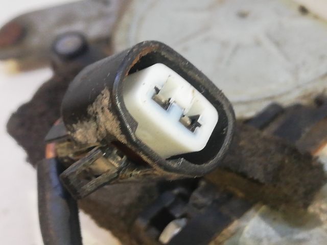 bontott MAZDA 5 Bal hátsó Ajtózár