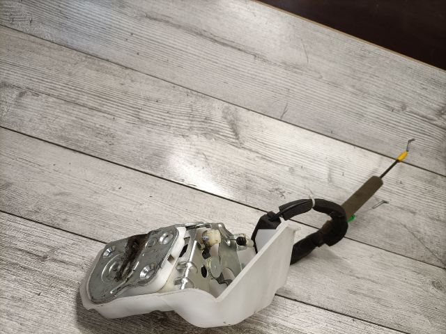 bontott MAZDA 5 Bal hátsó Ajtózár