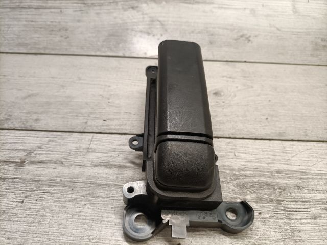 bontott MAZDA 5 Bal hátsó Belső Kilincs