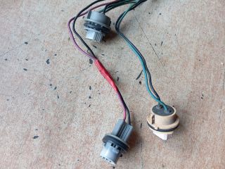 bontott MAZDA 5 Bal Hátsó Lámpa Foglalat