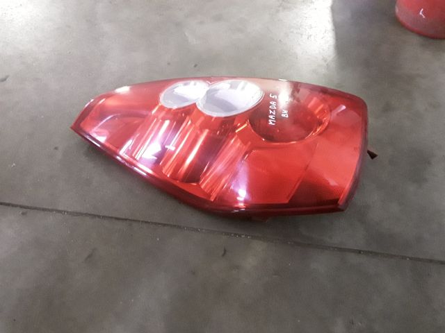 bontott MAZDA 5 Bal Hátsó Lámpa
