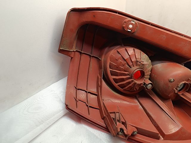 bontott MAZDA 5 Bal Hátsó Lámpa