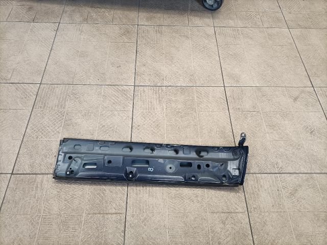 bontott MAZDA 5 Bal hátsó Sárvédő Díszléc